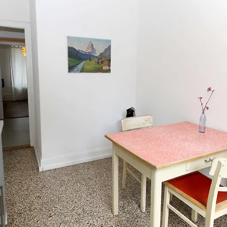 Apartment Spalenring 10