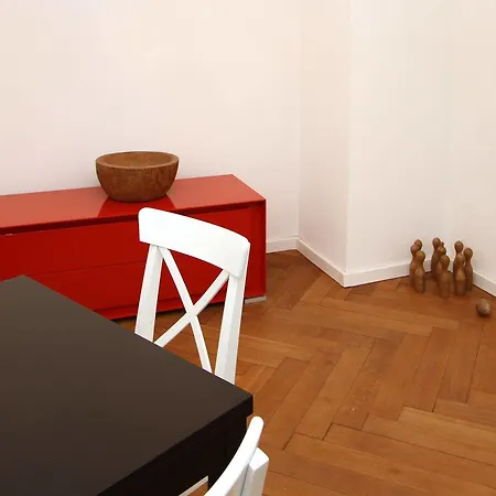 Apartment Spalenring 10